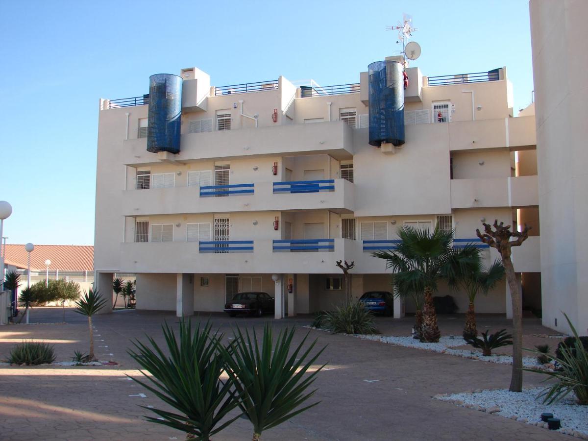 شقة لقنت  في Apartamento En La Calma Con Vistas A La Piscina المظهر الخارجي الصورة